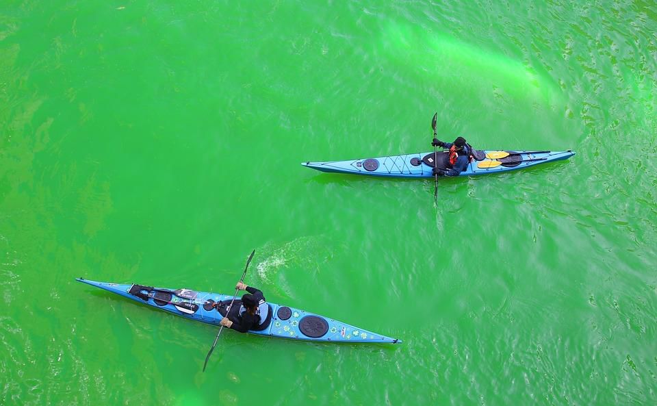 1962: First year Chicago River was dyed green